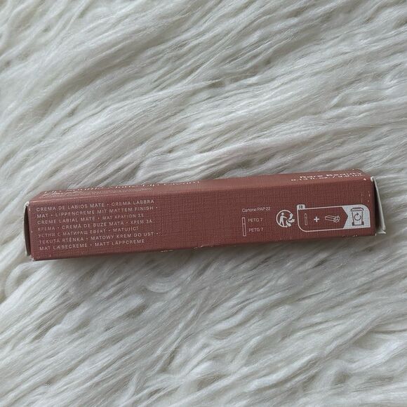 Rare Beauty by Selena Gomez Lip Souffle Matte Cream Lipstick Elevate - Picture 11 of 11